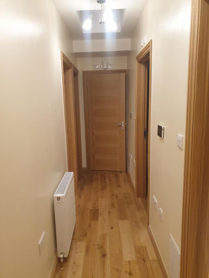 London Luxury 3 Bedroom 2 Bathrooms Flat 1 Min To Redbridge Station Free Parking & Wifi Wanstead Extérieur photo